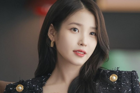 IU tạm dừng hoạt động
