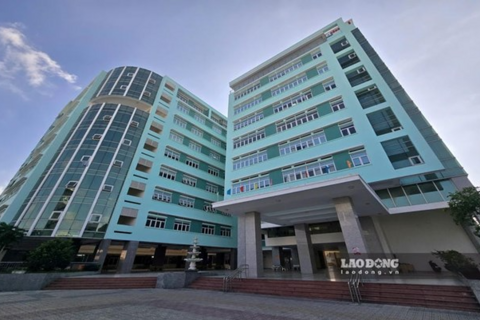 Trường Cao đẳng Kinh tế - Công nghệ TPHCM nợ giáo viên, nhân viên hơn 26 tỉ đồng