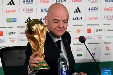 FIFA chuẩn bị họp bất thường, ông Gianni Infantino có nguy cơ bị phế truất