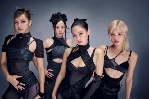 Blackpink bị chỉ trích vì quà tri ân người hâm mộ chỉ 128.000 đồng