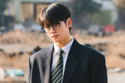 Cha Eun Woo cân nhắc trở lại sau ồn ào