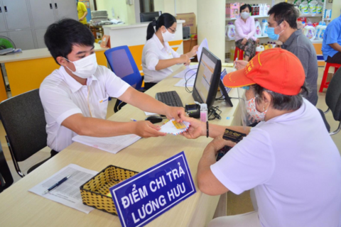 Điều chỉnh thỏa đáng lương hưu với người nghỉ hưu trước năm 1995