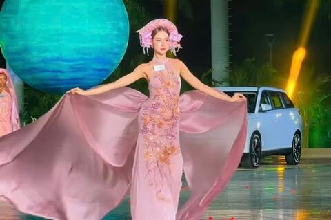 Đêm thời trang đặc biệt của 111 người đẹp Miss World ở Hải Phòng