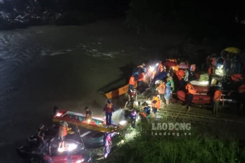 Lật xuồng đánh cá ở Thái Nguyên, 3 người mất tích