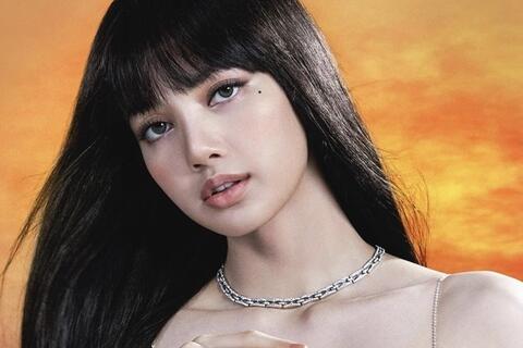 Lisa từng giấu chuyện hẹn hò để không ảnh hưởng đến Blackpink