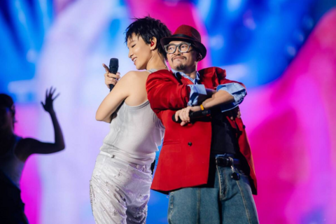“Anh tài” Hà Lê, Hoàng Dũng gây sốt khi song ca nhạc Trịnh ở concert tại Hưng Yên