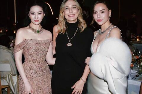 Lưu Diệc Phi và Hồ Ngọc Hà trở thành từ khóa thịnh hành trên Weibo