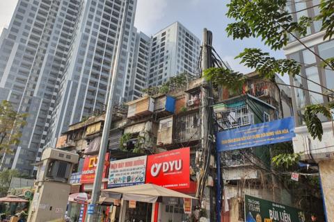 Nhà tập thể tầng 1 Hà Nội từng 'hét giá' nhờ kinh doanh, nay có nguy cơ giảm giá?