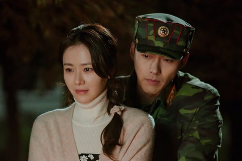 Son Ye Jin tiết lộ thay đổi cảnh ôm Hyun Bin trong “Hạ cánh nơi anh”