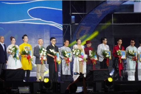 Văn Mai Hương cùng dàn "anh tài" khuấy động đêm bế mạc Festival Thăng Long - Hà Nội 2026