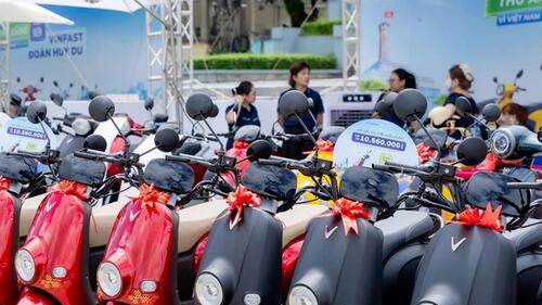 <a href="/tin-kinh-te" title="Tin kinh tế" rel="dofollow">Tin kinh tế</a>