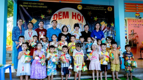 <a href="/van-hoa" title="Văn hóa" rel="dofollow">Văn hóa</a>