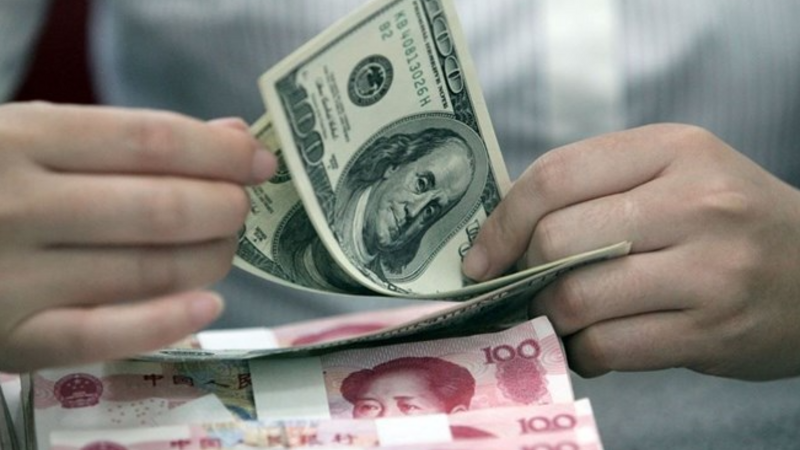 Trung Quốc tăng tốc bán USD, đón đầu xu thế nhân dân tệ mạnh