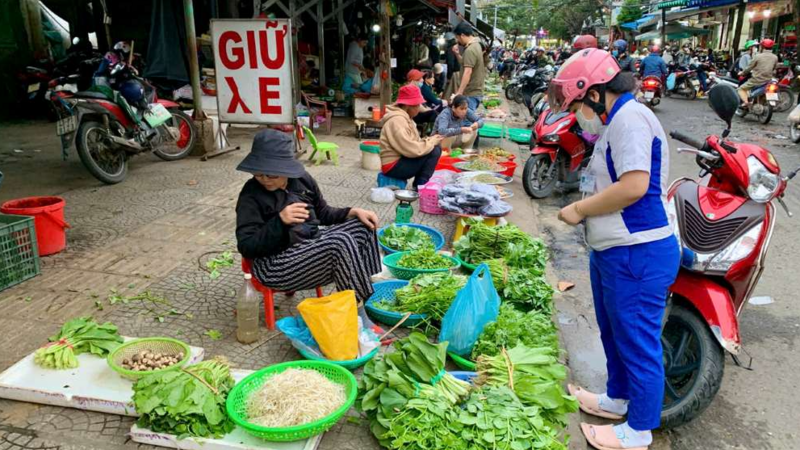 Giá ớt ở Đà Nẵng tăng vọt, đắt hơn thịt