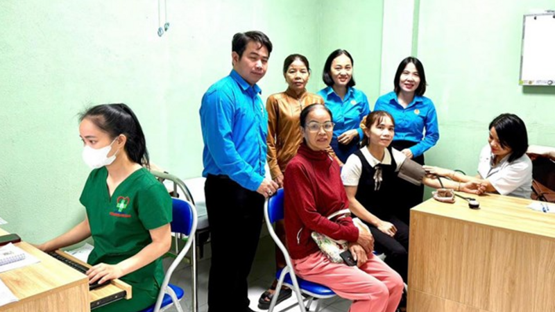 Công đoàn xã Nam Phước, Đà Nẵng khám sức khoẻ miễn phí cho đoàn viên