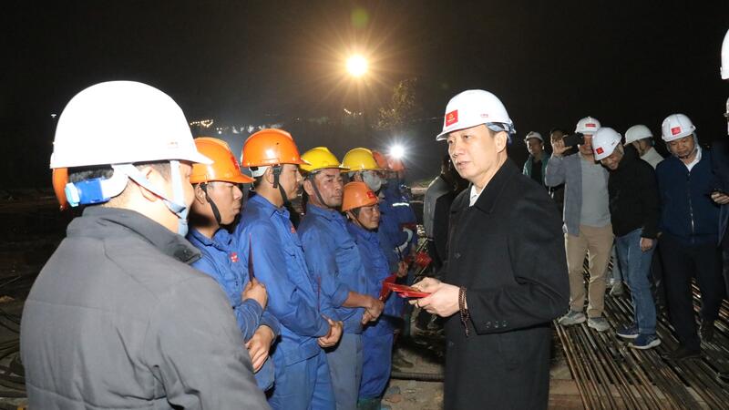 Dự án cầu Thượng Cát: Nhà thầu quyết tâm rút ngắn tiến độ 3–5 tháng