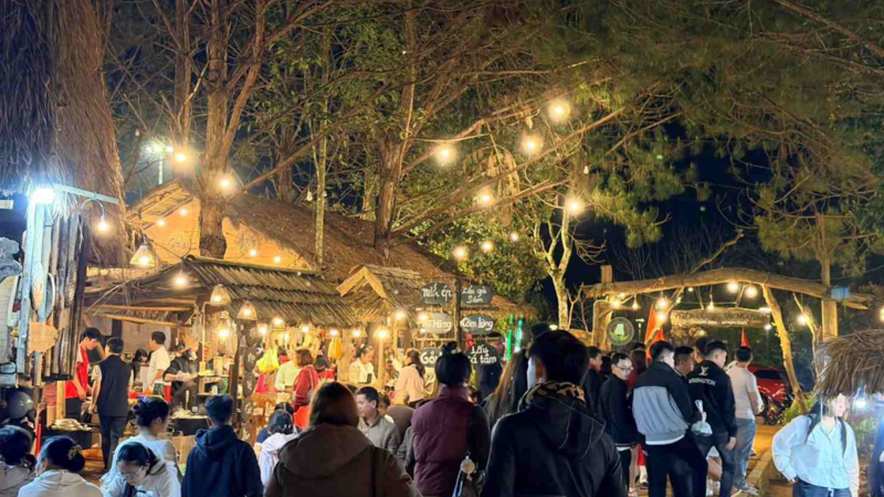 Đừng để vấy bẩn viên ngọc quý Măng Đen