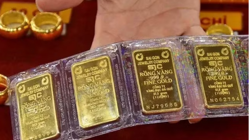 Giá vàng ngày 18/4: Trong nước và thế giới nhiều biến động