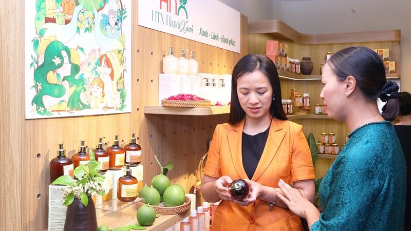 “Tiếp sức” cho nông sản xanh