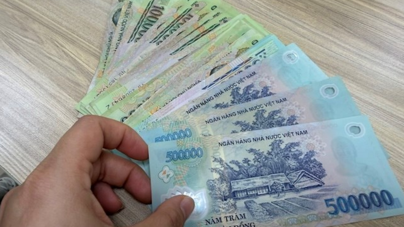 Người dân chờ đợt tăng lương hưu mới