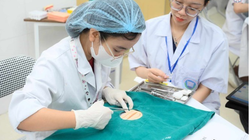 Biến động điểm chuẩn Trường Đại học Y Hà Nội 2 năm qua