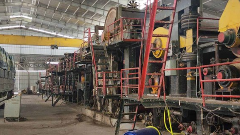 Cơ sở tái chế giấy không phép vẫn hoạt động, địa phương phải mạnh tay hơn
