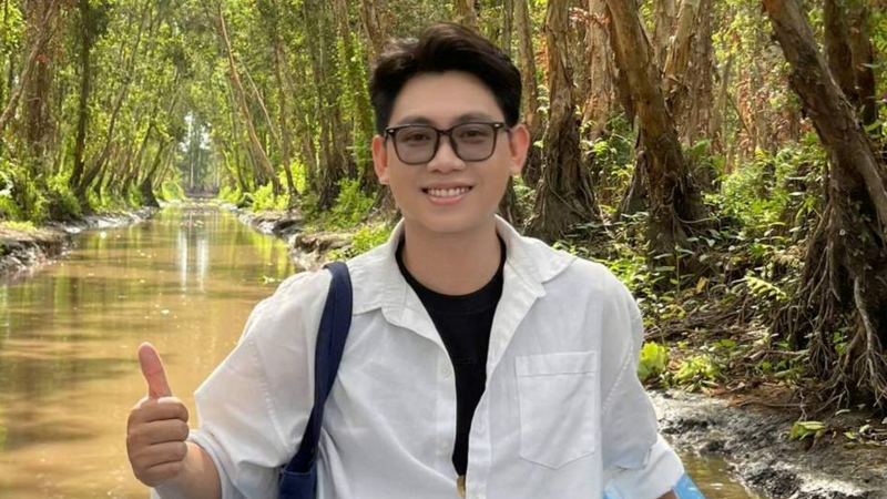 Ghé rừng tràm Trà Sư tại An Giang thưởng thức món gà đốt thơm lừng