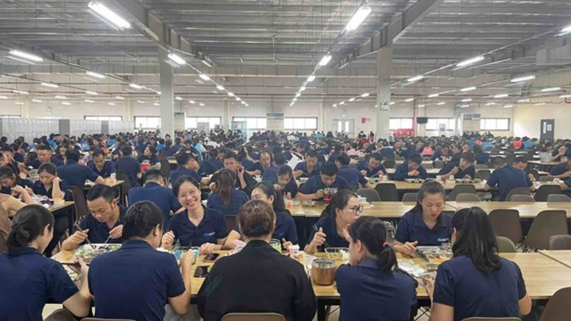Bữa cơm Công đoàn gắn kết hơn 3.200 đoàn viên, người lao động