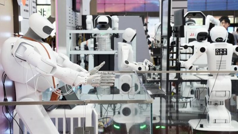 AI hiện thân mở rộng ứng dụng vào sản xuất và đời sống