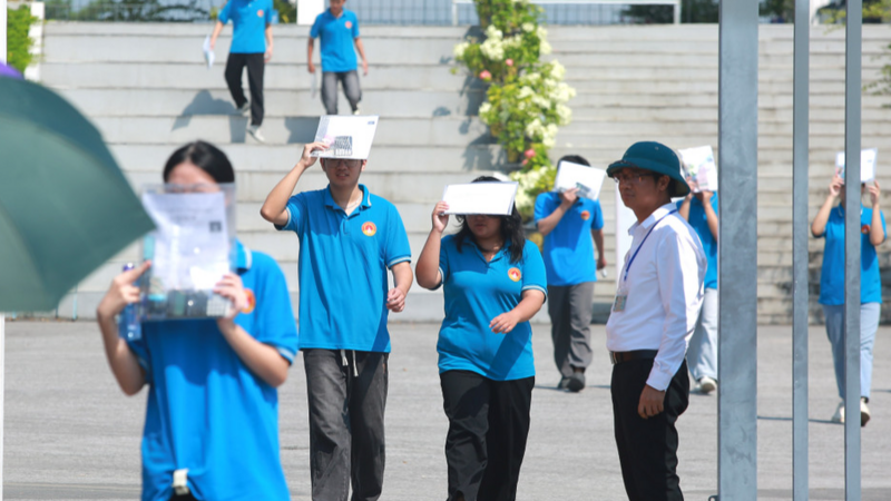 Không một thí sinh nào tại điểm thi chuyên Tuyên Quang chạm mốc 10 điểm Toán khi thi lại tốt nghiệp