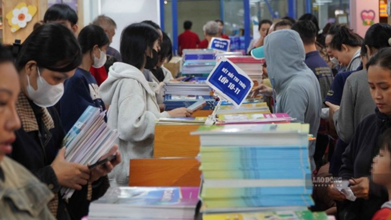 TPHCM đạt 98% nhu cầu sách giáo khoa, nhà xuất bản tiếp tục in bổ sung