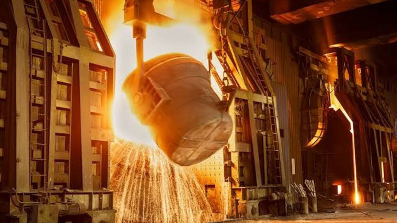 Quặng sắt, thép và đồng đồng loạt giảm giá