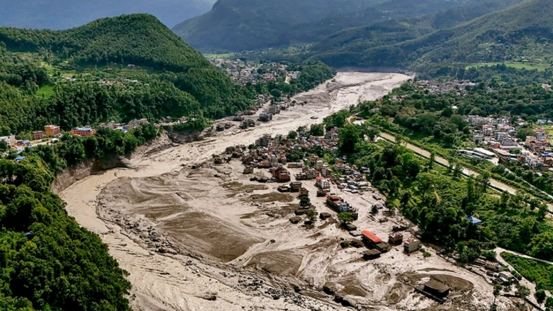 Lũ quét ở Nepal và Trung Quốc: Xuất hiện hai hồ nước khổng lồ, nguy cơ tiếp tục gây thảm họa