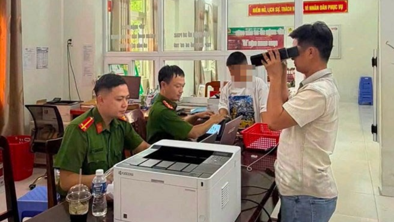 Thủ tục mới cấp lại thẻ căn cước cho công dân được trở lại quốc tịch Việt Nam