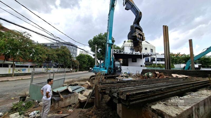 Dự án chống ngập ì ạch, khu nhà giàu TPHCM vẫn chịu cảnh ngập