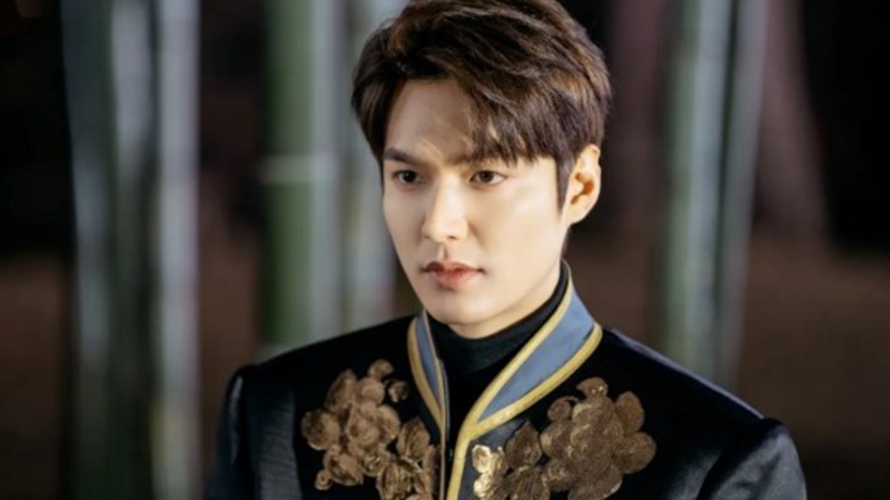 Lee Min Ho gặp áp lực vì hình tượng thiếu gia sau “Vườn sao băng”