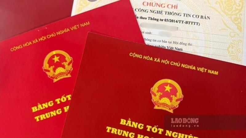 Bộ GDĐT phản hồi thắc mắc về cấp bằng tốt nghiệp cho sinh viên học quá 8 năm