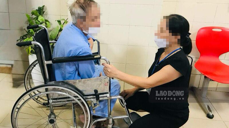 Sĩ quan Quân đội nghỉ hưu mắc bệnh hiểm nghèo được hưởng thêm hỗ trợ khác ngoài tiền mặt