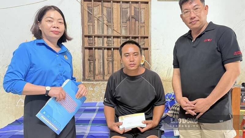 Quỹ Xã hội từ thiện Tấm lòng Vàng hỗ trợ nam công nhân tai nạn lao động tỉ lệ thương tật 92%