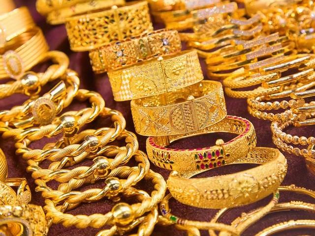 Giá vàng hôm nay đồng loạt giảm, nhà đầu tư phân vân có nên mua vào? - Ảnh 1. Giá vàng hôm nay đồng loạt giảm, nhà đầu tư phân vân có nên mua vào? - Ảnh 1.