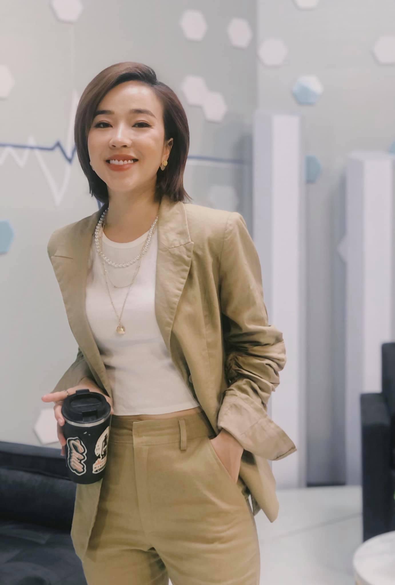 Những MC giọng miền Nam, miền Tây hot nhất trên sóng VTV - Ảnh 7.
