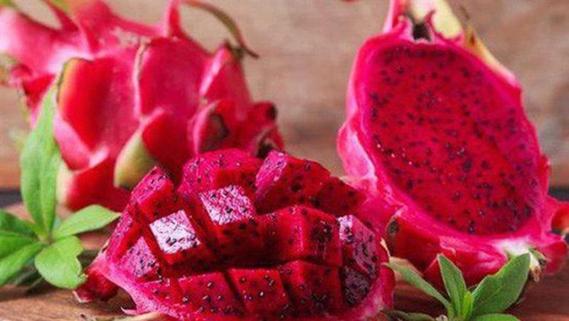 Thanh long ruột đỏ xuất khẩu giá rẻ giật mình chưa đến 10k/kg - Ảnh 7.