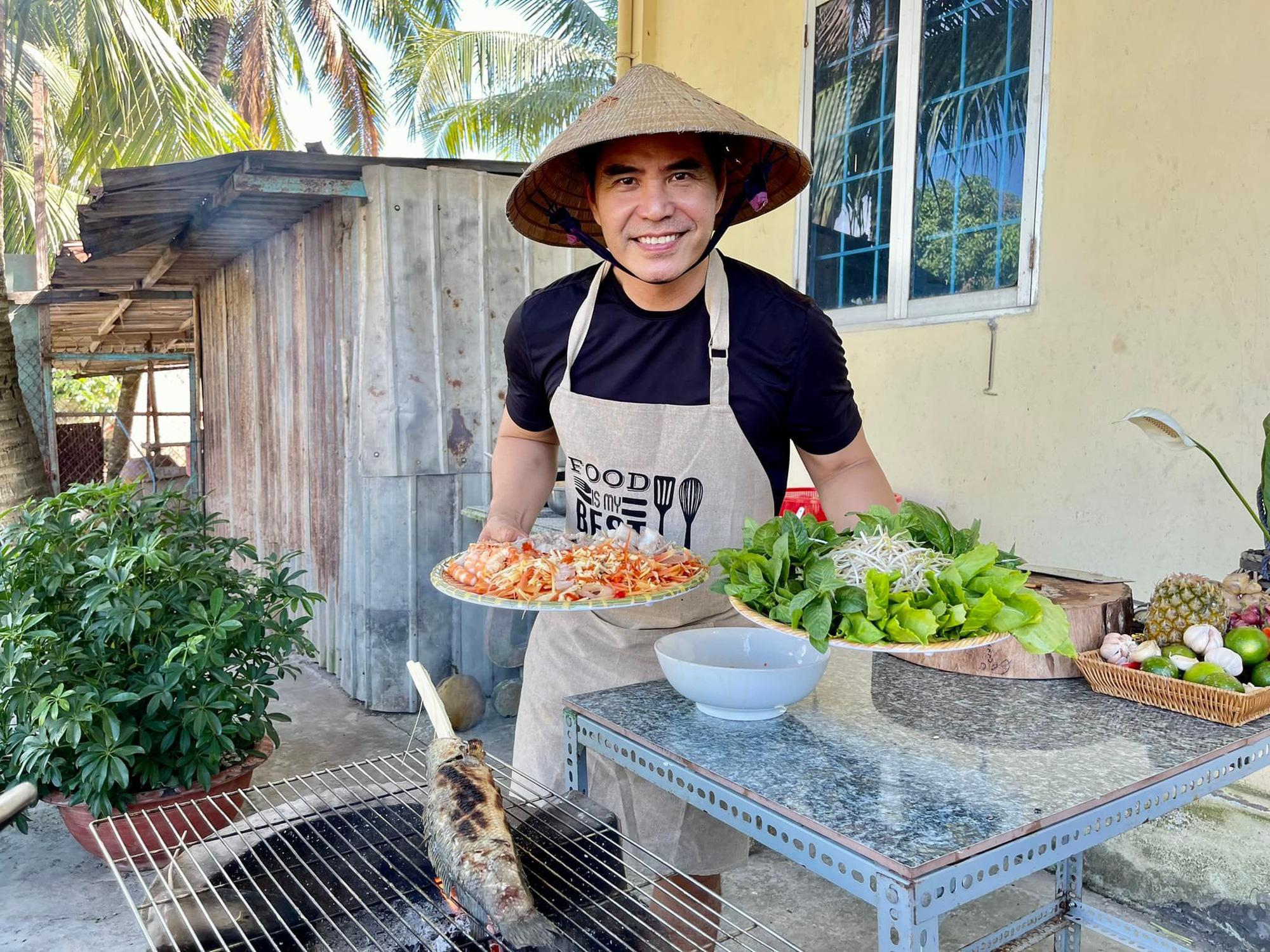Diễn viên Trung Dũng U50: Sống một mình bình yên bên chú mèo nhỏ - Ảnh 20.