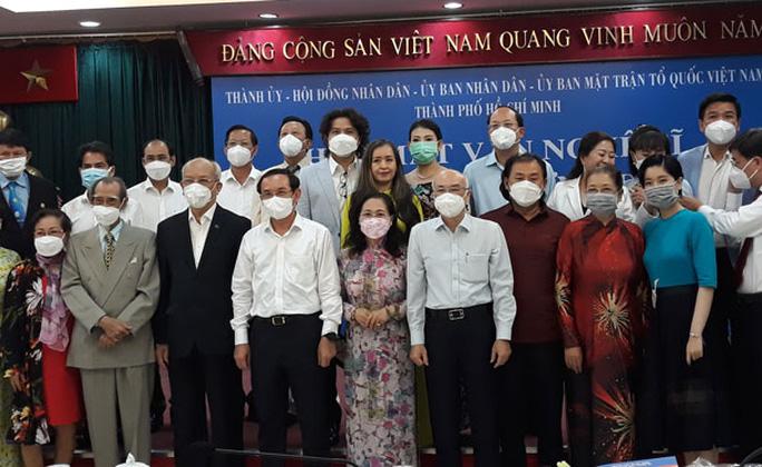 Xây dựng môi trường văn hóa TP HCM lành mạnh, nhân ái - Ảnh 1.