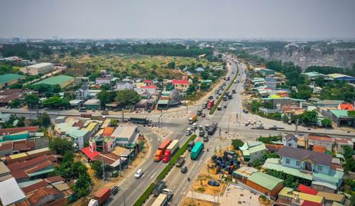 Cần những quả đấm để phục hồi kinh tế (*): Đẩy mạnh liên kết vùng - Ảnh 1.