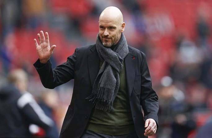 NÓNG: HLV Erik ten Hag đạt thỏa thuận dẫn dắt Man United 4 mùa giải - Ảnh 1.