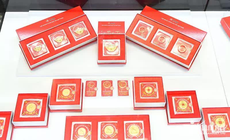 Giá vàng hôm nay 2/5: Chực chờ tăng giá từ tín hiệu của Fed - Ảnh 1.