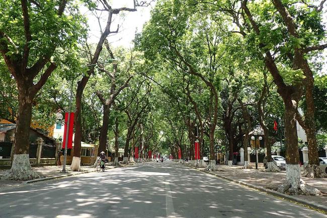 Không khí lạnh hiếm gặp ở miền Bắc còn kéo dài bao lâu? - Ảnh 1. Không khí lạnh hiếm gặp ở miền Bắc còn kéo dài bao lâu? - Ảnh 1.