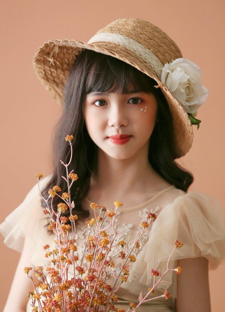 Con gái Lan Phương trong “Thương ngày nắng về” chào đời nhỏ xíu, được khen phẫu thuật thẩm mỹ từ bụng mẹ - Ảnh 10. Con gái Lan Phương trong “Thương ngày nắng về” chào đời nhỏ xíu, được khen phẫu thuật thẩm mỹ từ bụng mẹ - Ảnh 10.
