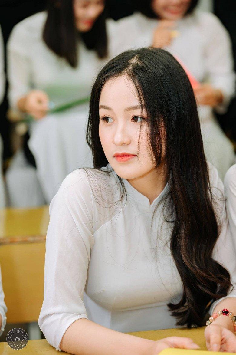 Em gái mưa của Hương vị tình thân thi nhan sắc, vừa xuất hiện đã được vào vòng trong - Ảnh 5. Em gái mưa của Hương vị tình thân thi nhan sắc, vừa xuất hiện đã được vào vòng trong - Ảnh 5.